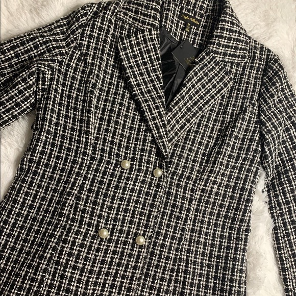 Coat - Picture 2 of 3